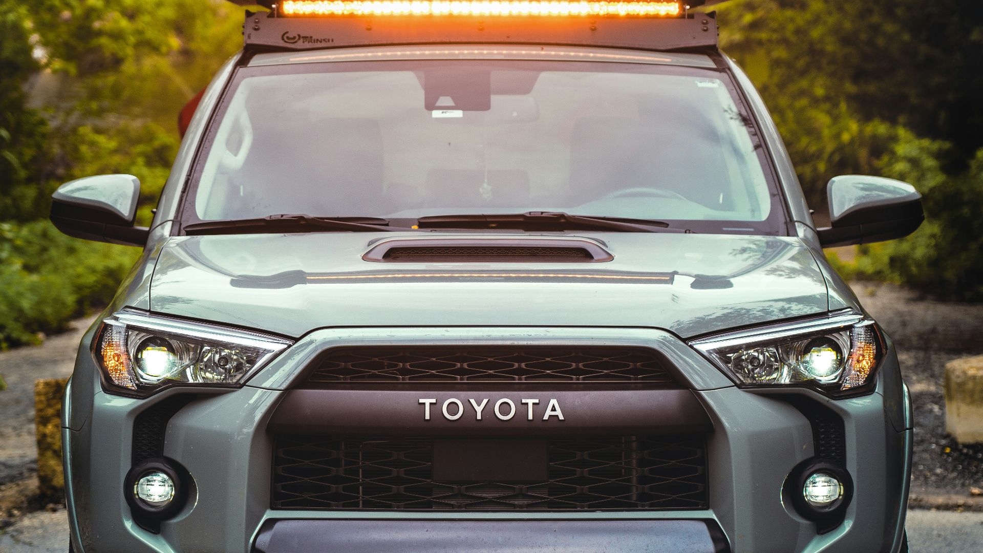 black mercedes benz g 63