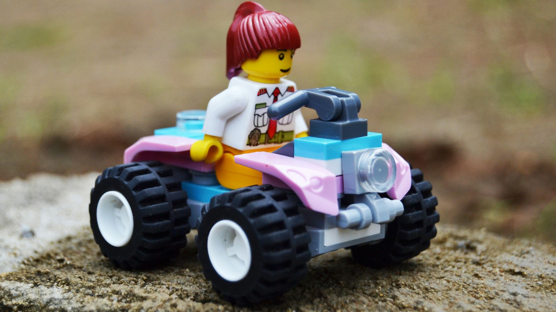 LEGO girl character minifig