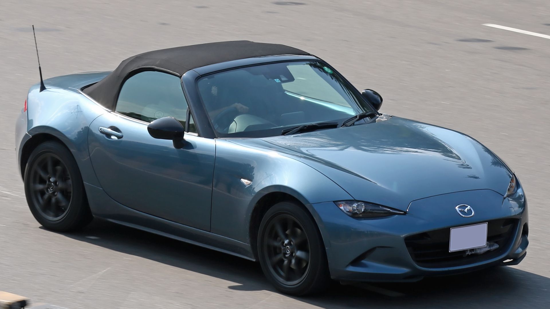 File:Mazda MX-5 (ND), Bangladesh. (43484487802).jpg