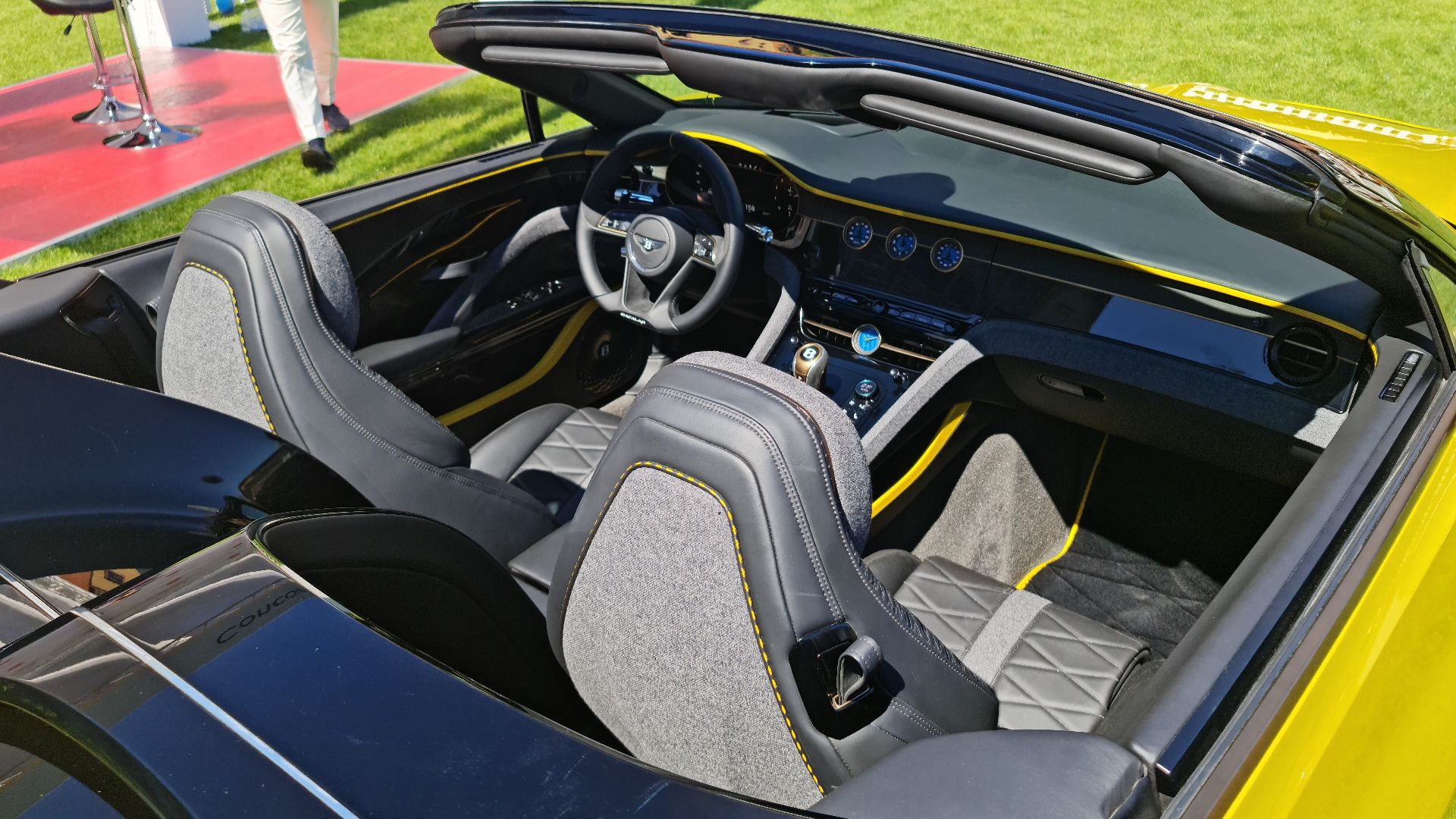 File:Bentley Mulliner Bacalar Interior.jpg