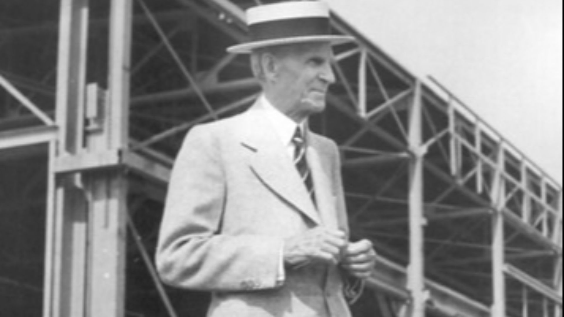 File:Henry Ford at the construction site for the Willow Run Bomber Plant.jpg