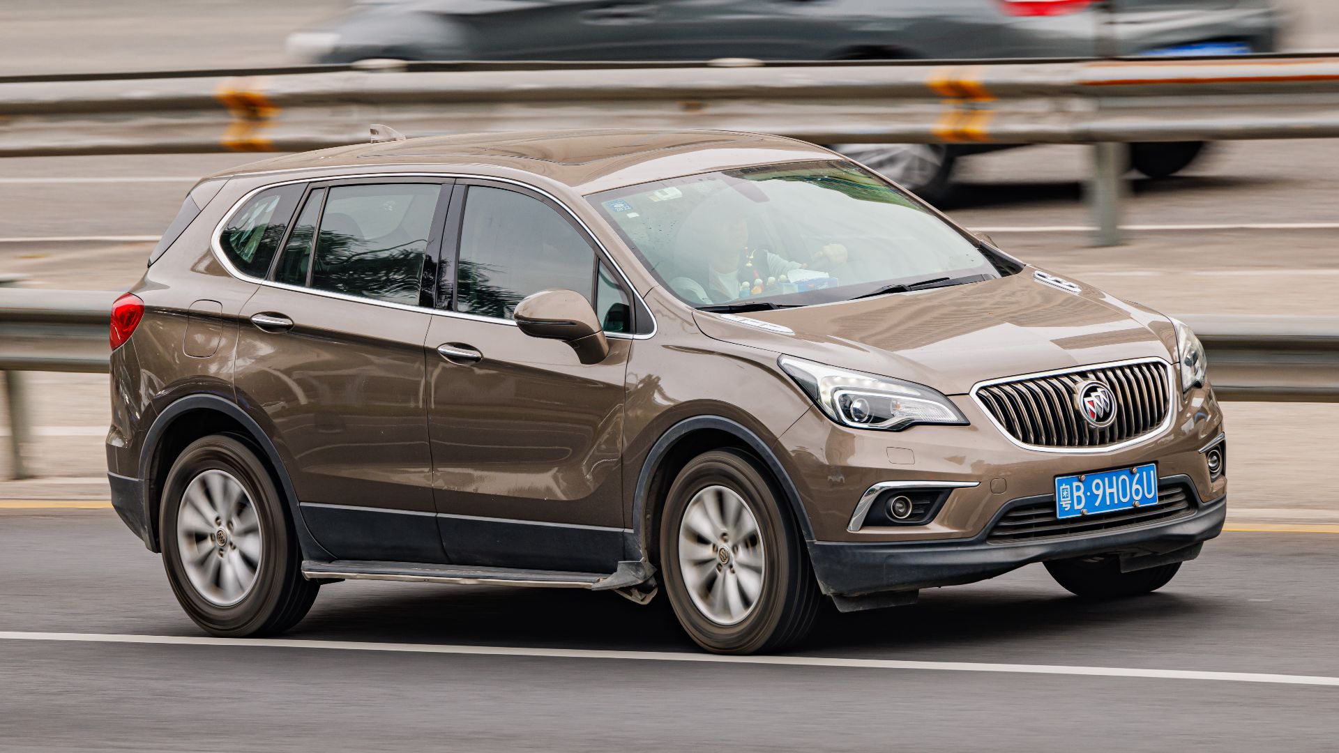 File:BUICK ENVISION FIRST GENERATION China (15).jpg