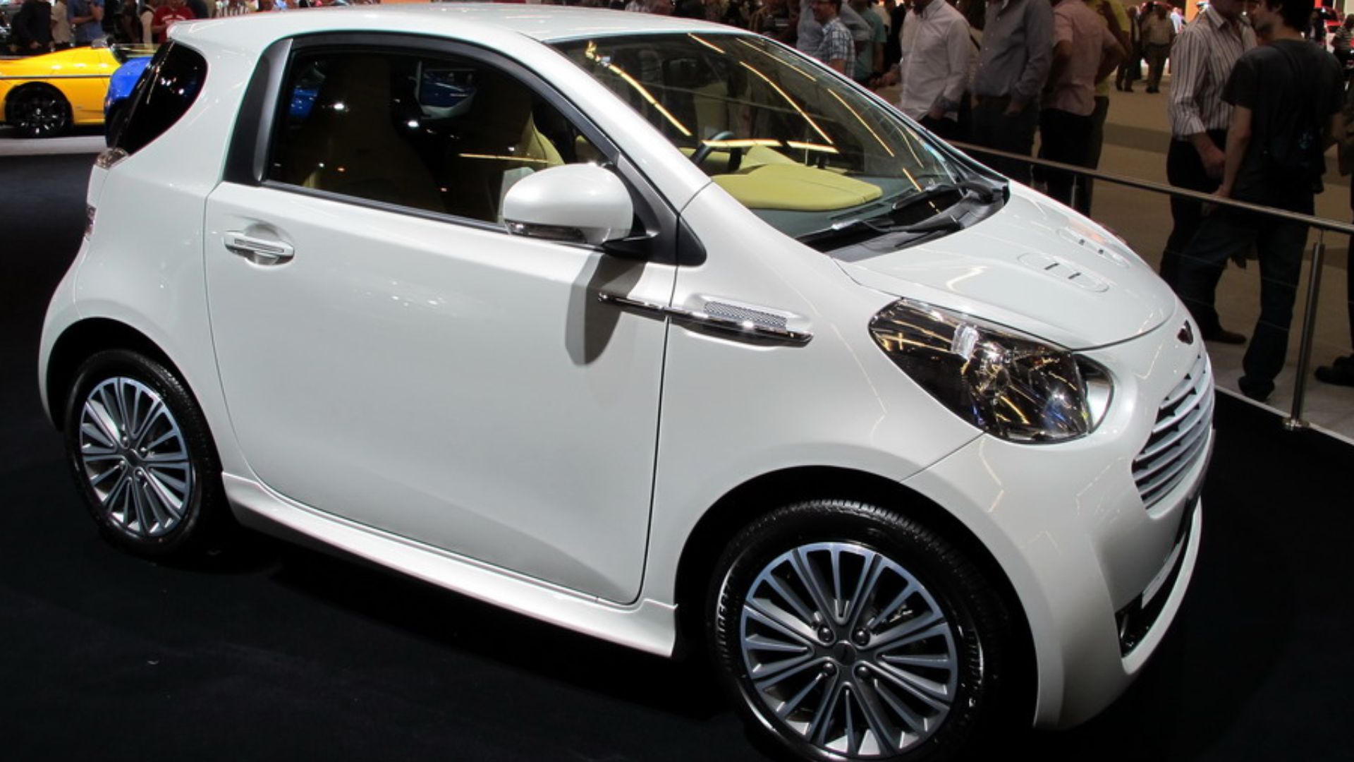 File:Aston Martin Cygnet - Flickr - FaceMePLS.jpg