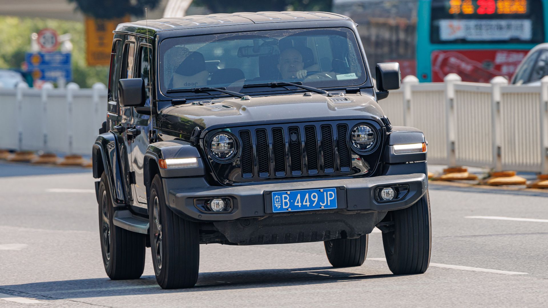 File:JEEP WRANGLER (JL) China.jpg