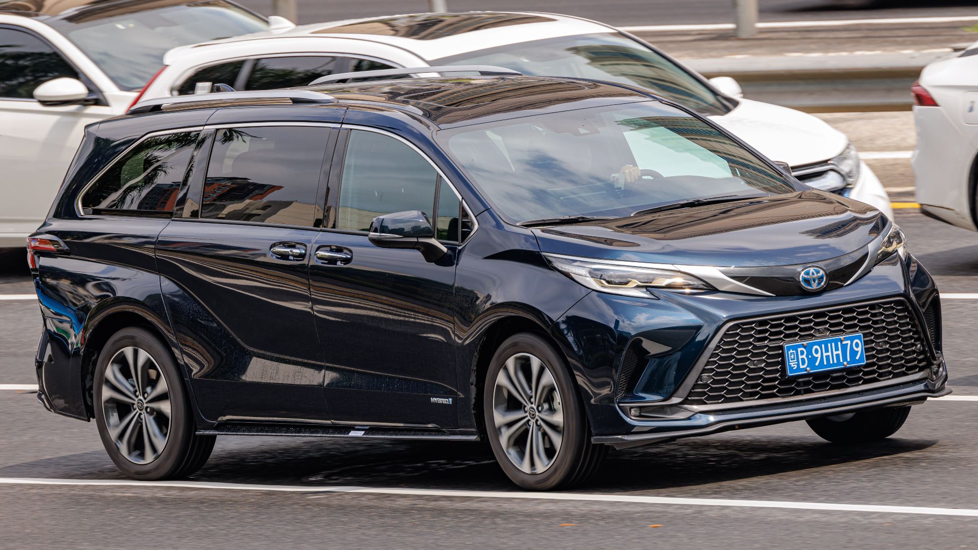 File:TOYOTA GRANVIA (XL40) (TOYOTA SIENNA (XL40)) China.jpg