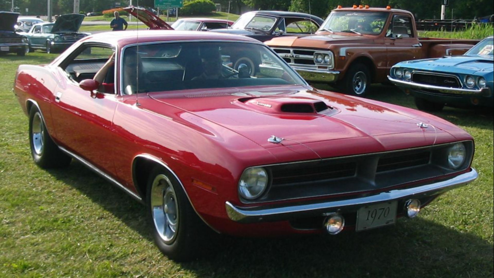 File:'70 Plymouth Barracuda ('11 Auto classique VAQ Mont St-Hilaire).JPG