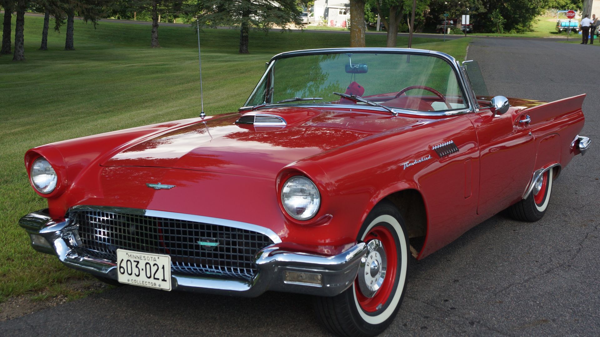 File:1957 Ford Thunderbird (28911503716) (cropped).jpg