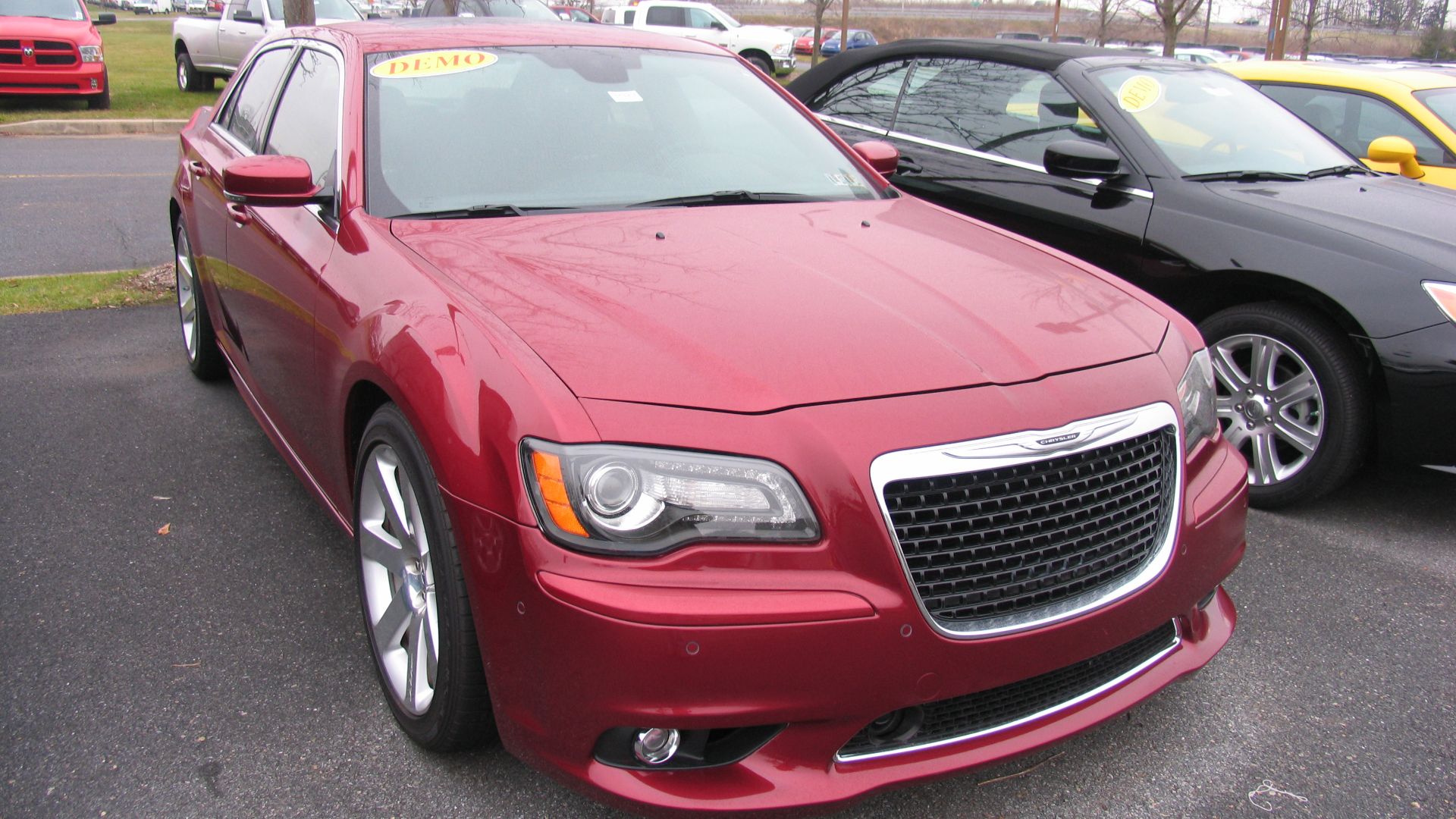 File:Chrysler 300 SRT8 (8279226182).jpg