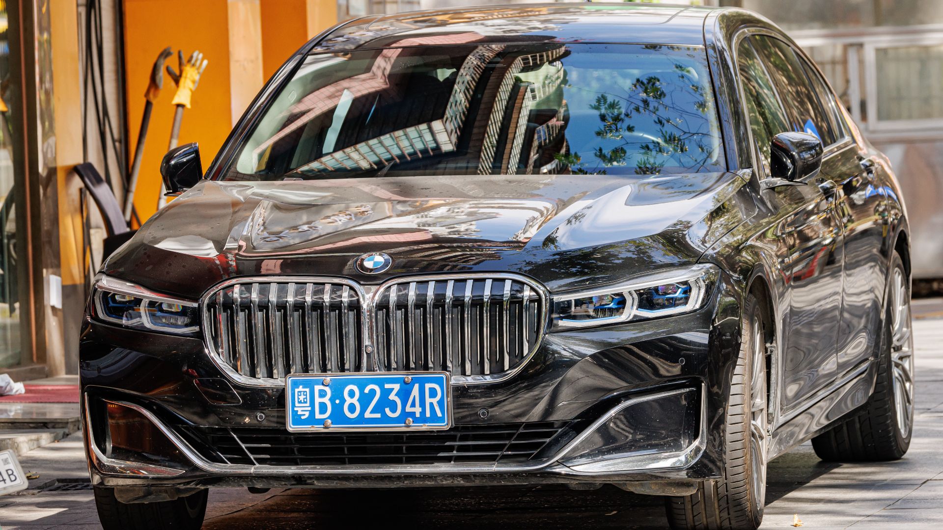 File:BMW 7 SERIES LWB (G11) China (24).jpg