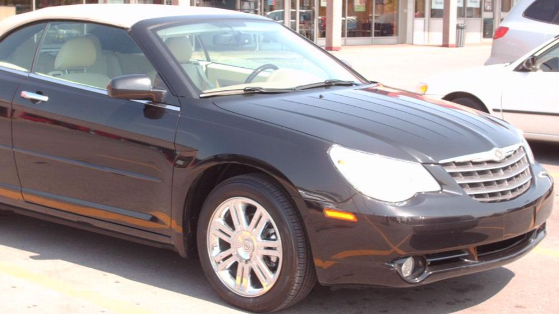 File:'08 Chrysler Sebring Convertible.jpg