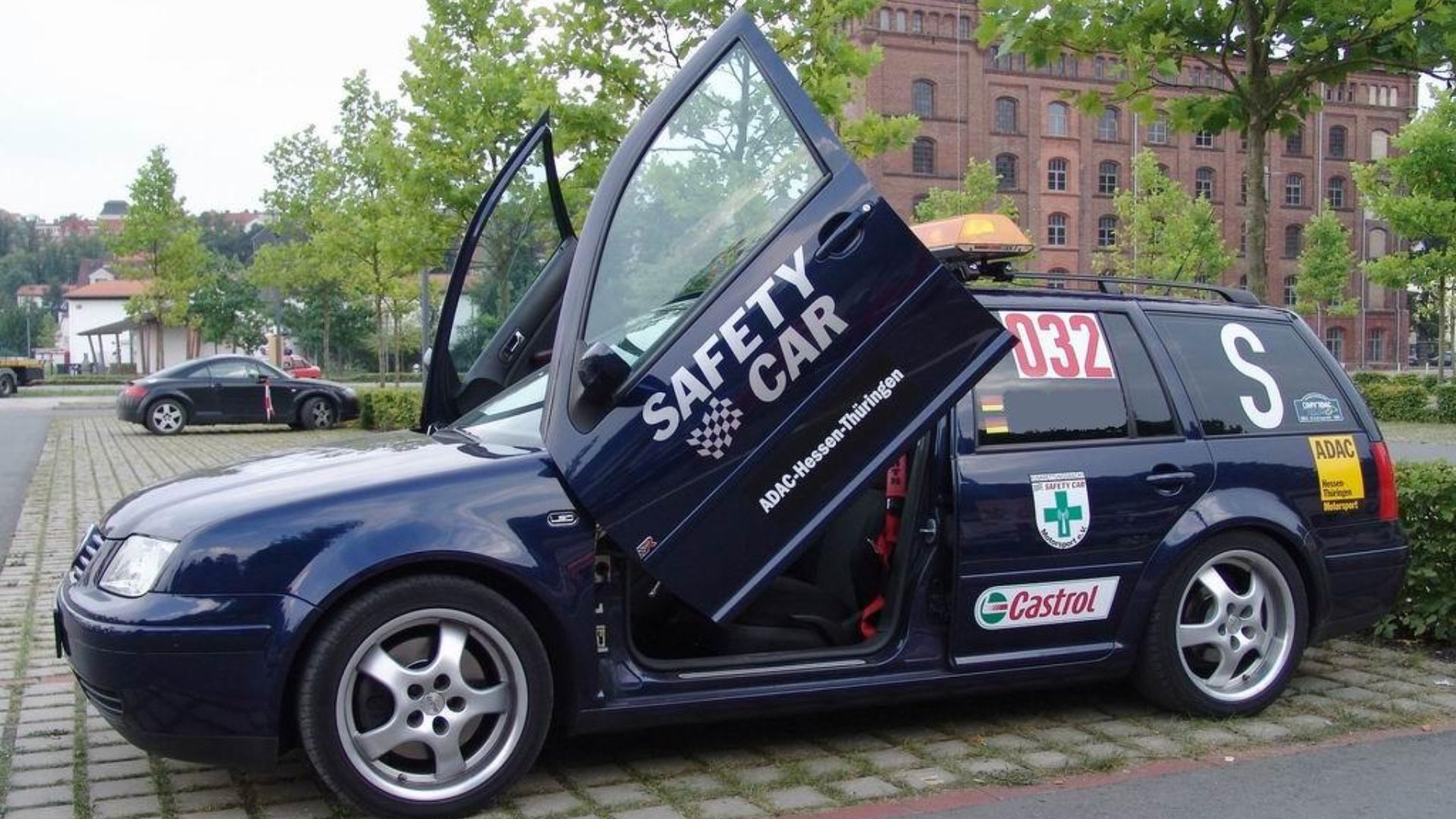 File:Rallye Safety Car.jpg