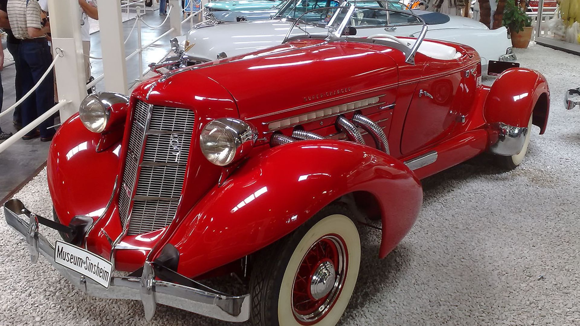 File:Auburn Boattail Speedster 851 1935.jpg
