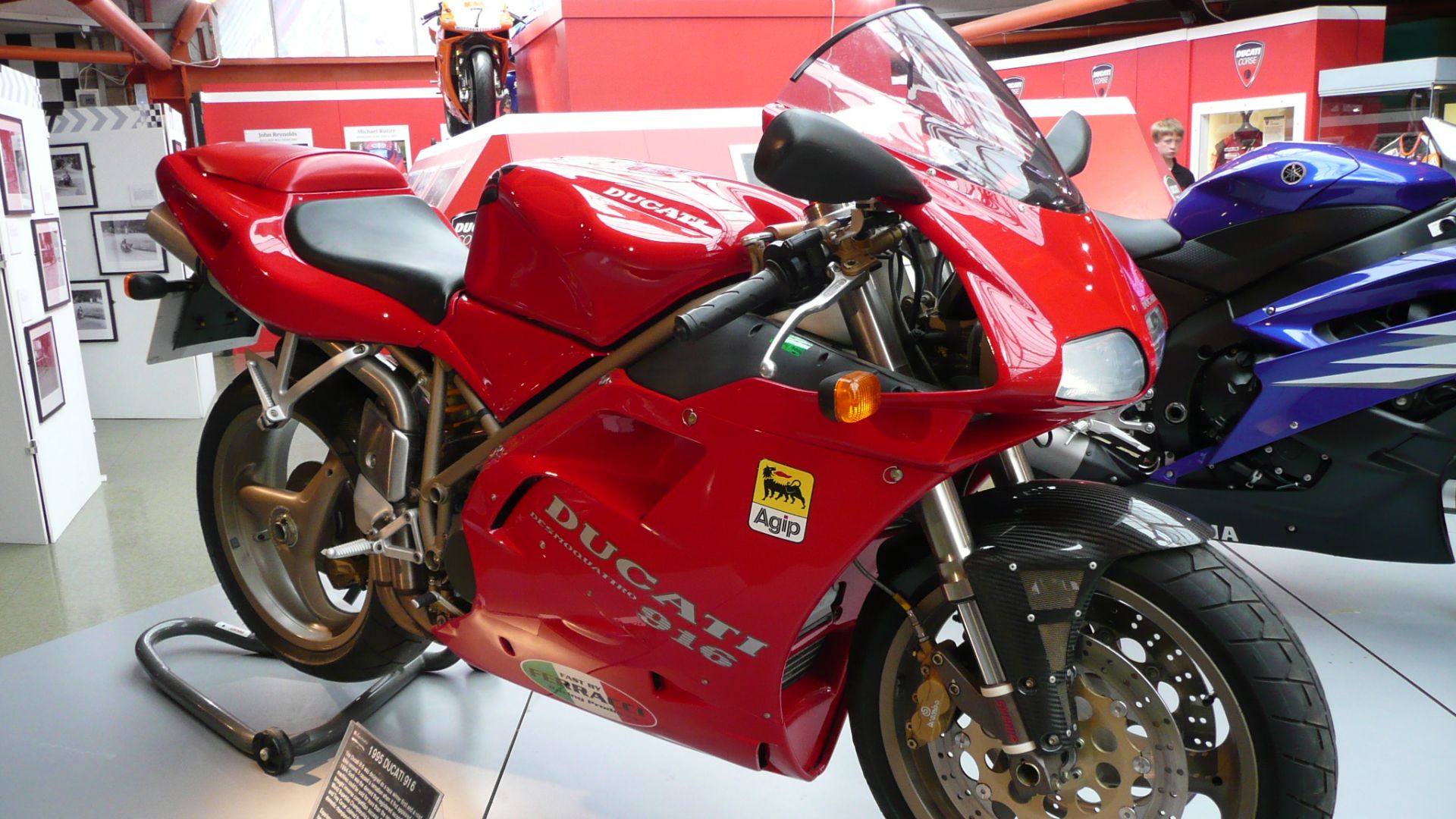 File:Ducati 916.JPG