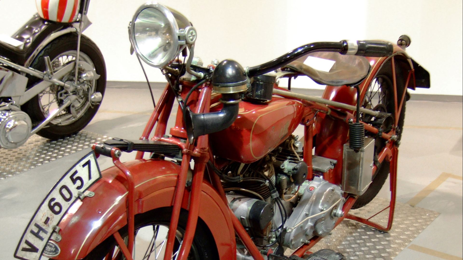 File:ZweiRadMuseumNSU Indian Scout.JPG