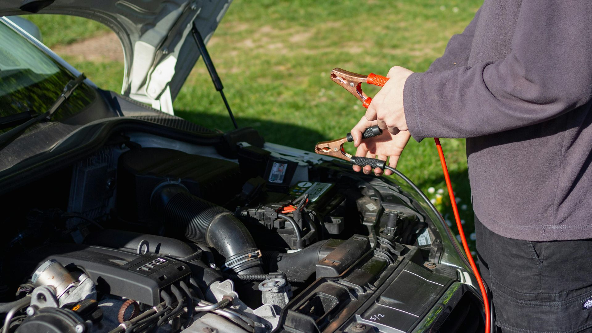 Daniel @ bestjumpstarterreview.com