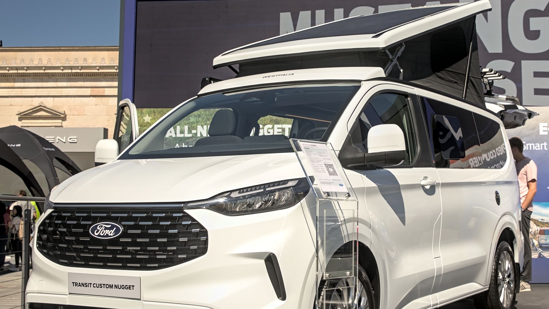 File:Ford Tourneo Custom Nugget (2023) IAA 2023 1X7A0569.jpg