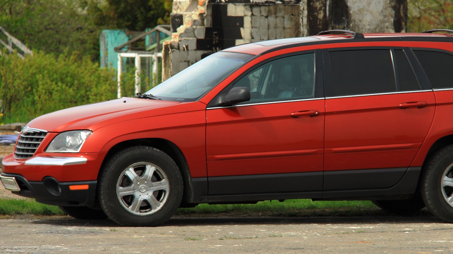 File:Chrysler Pacifica red.jpg