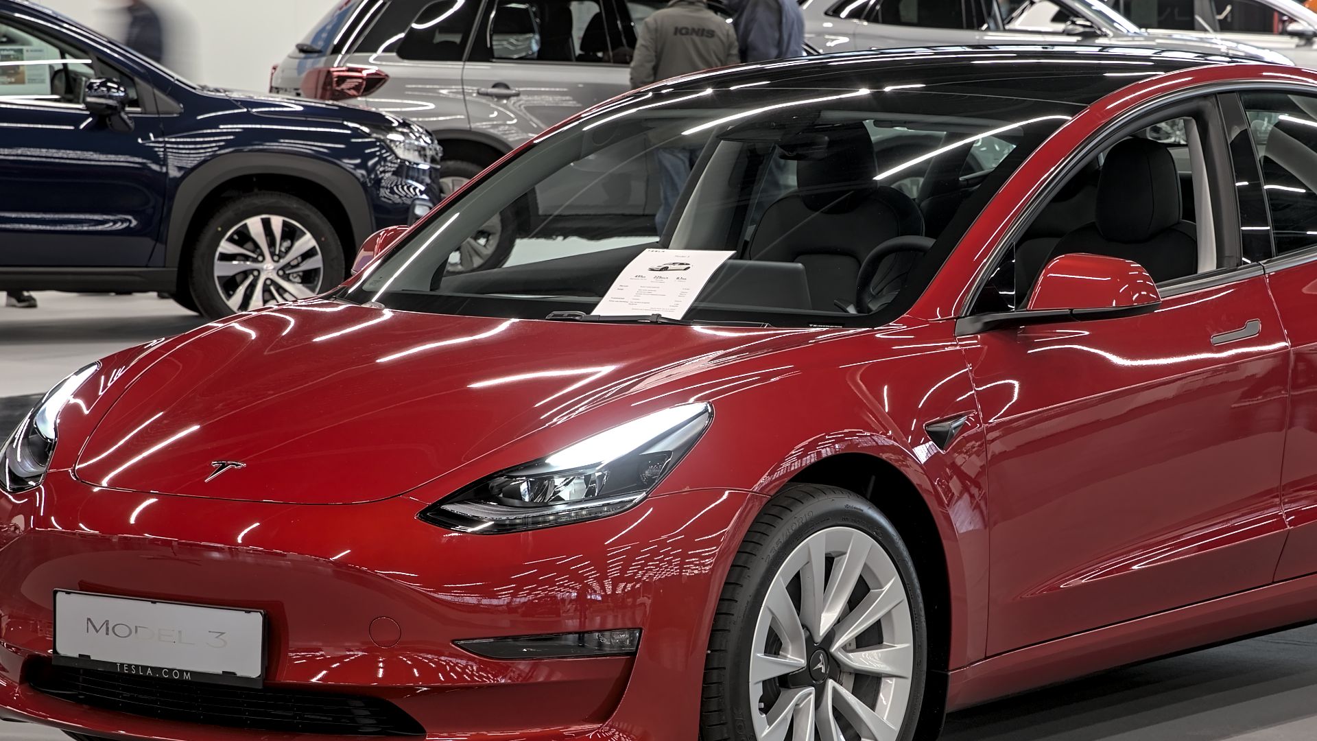File:Tesla Model 3 1X7A6940.jpg