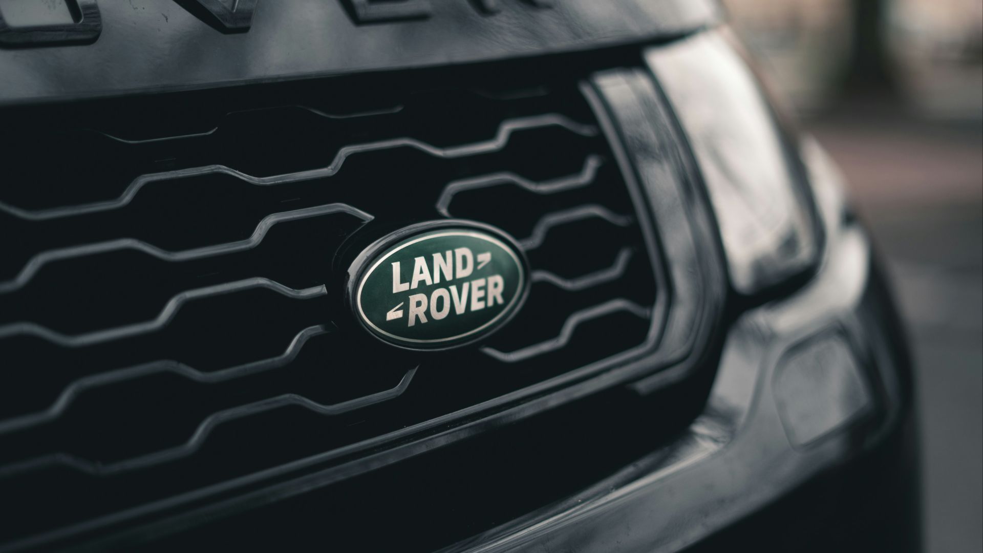 black Land Rover vehicle