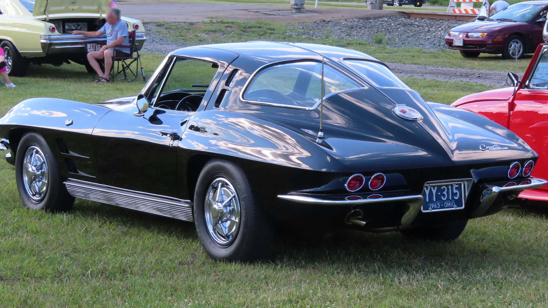 File:1963 Chevrolet Corvette Sting Ray Sport Coupe, rear left, 06-24-2024.jpg