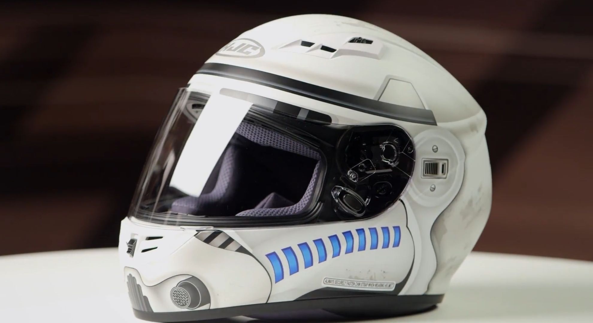 HJC%20CS-R3%20Stormtrooper%20Helmet.jpg