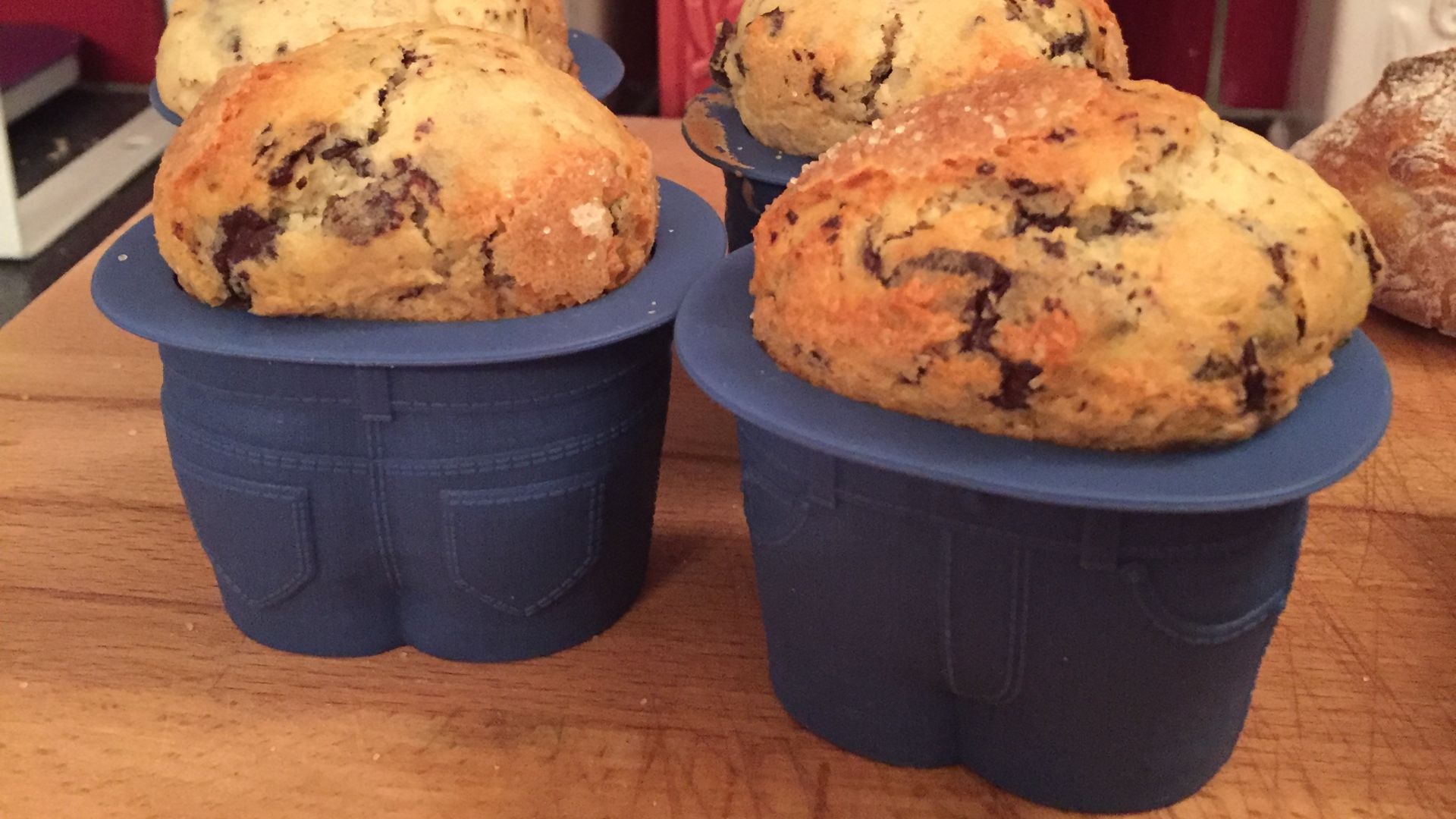 File:Silcone muffin cups.JPG