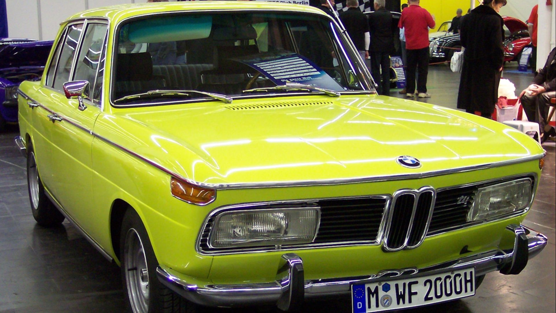 File:BMW 2000 tii vr neonyellow TCE.jpg