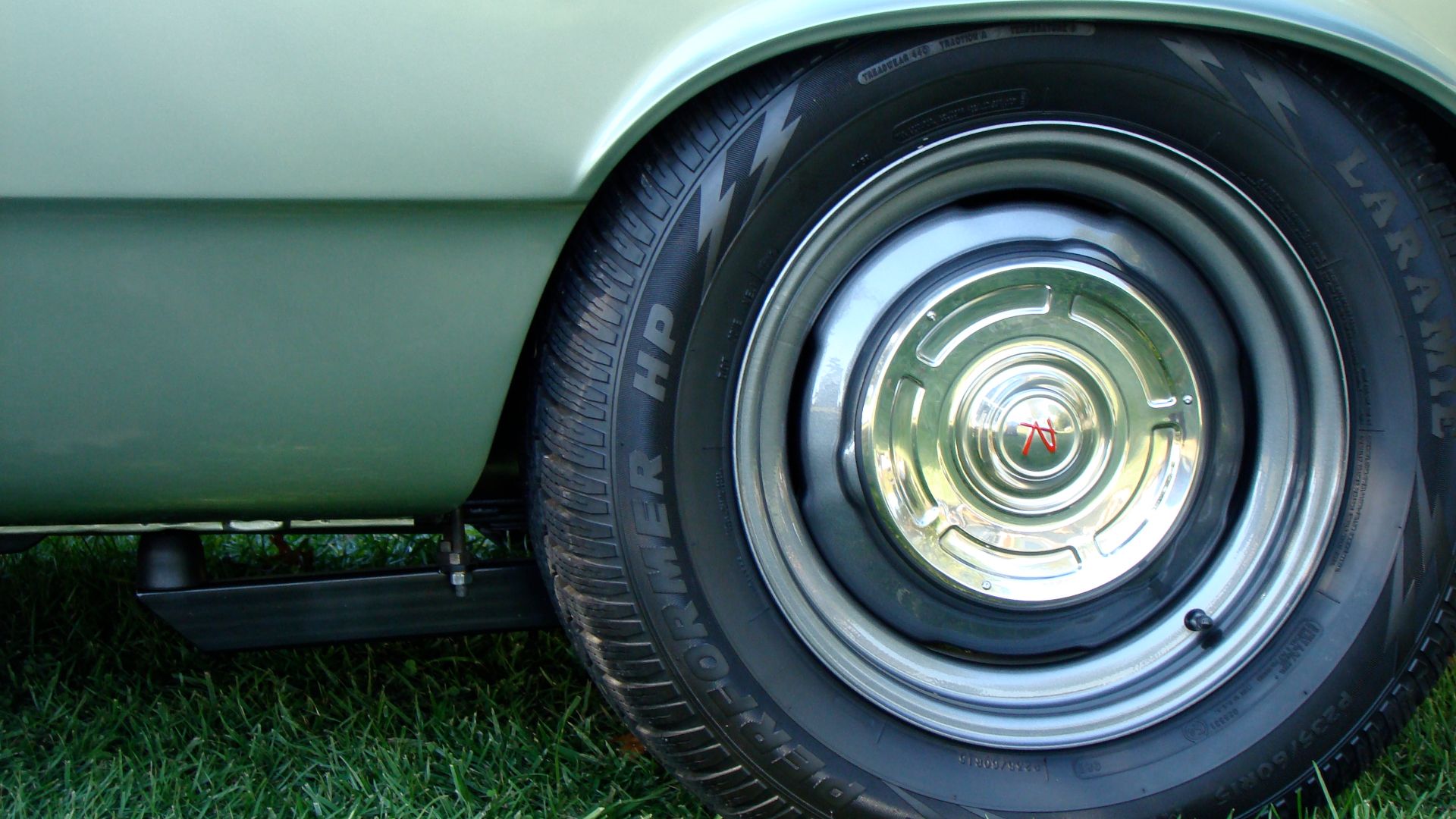 File:1966 Rambler American 2-door hardtop custom 401 um-t.jpg