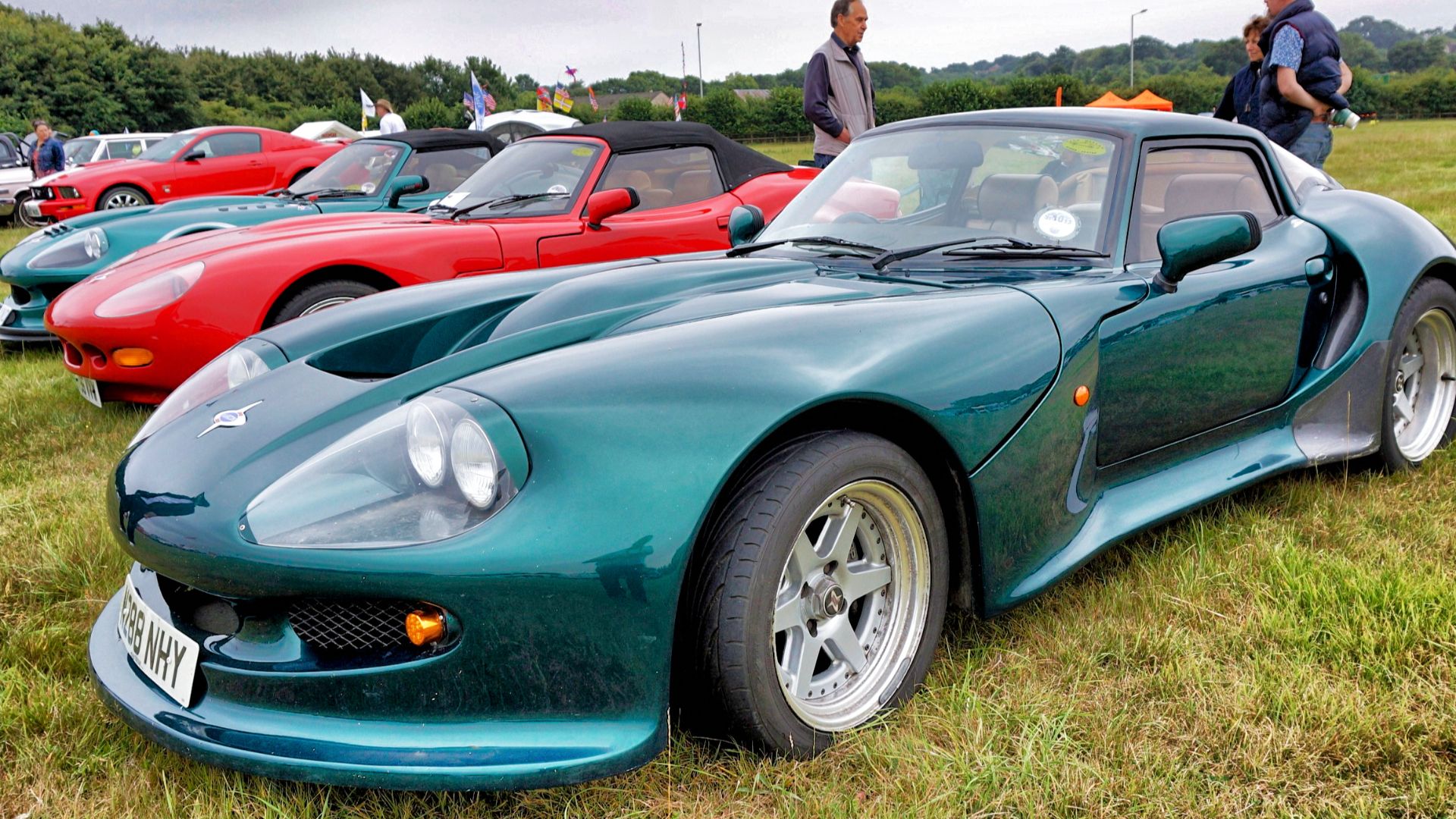 File:Canmania Car show - Wimborne (9592349990).jpg