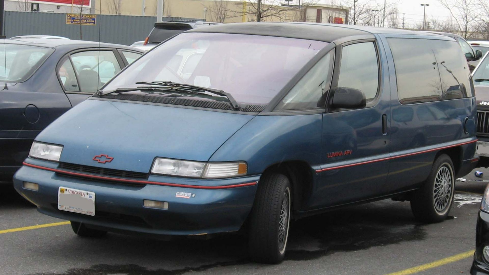 File:1990-93 Chevrolet Lumina APV.jpg