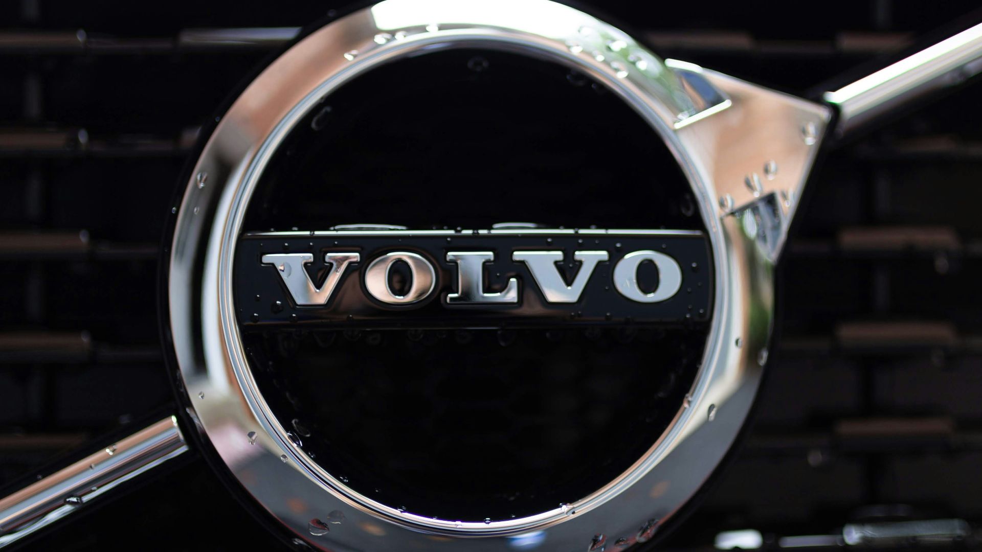 Volvo emblem