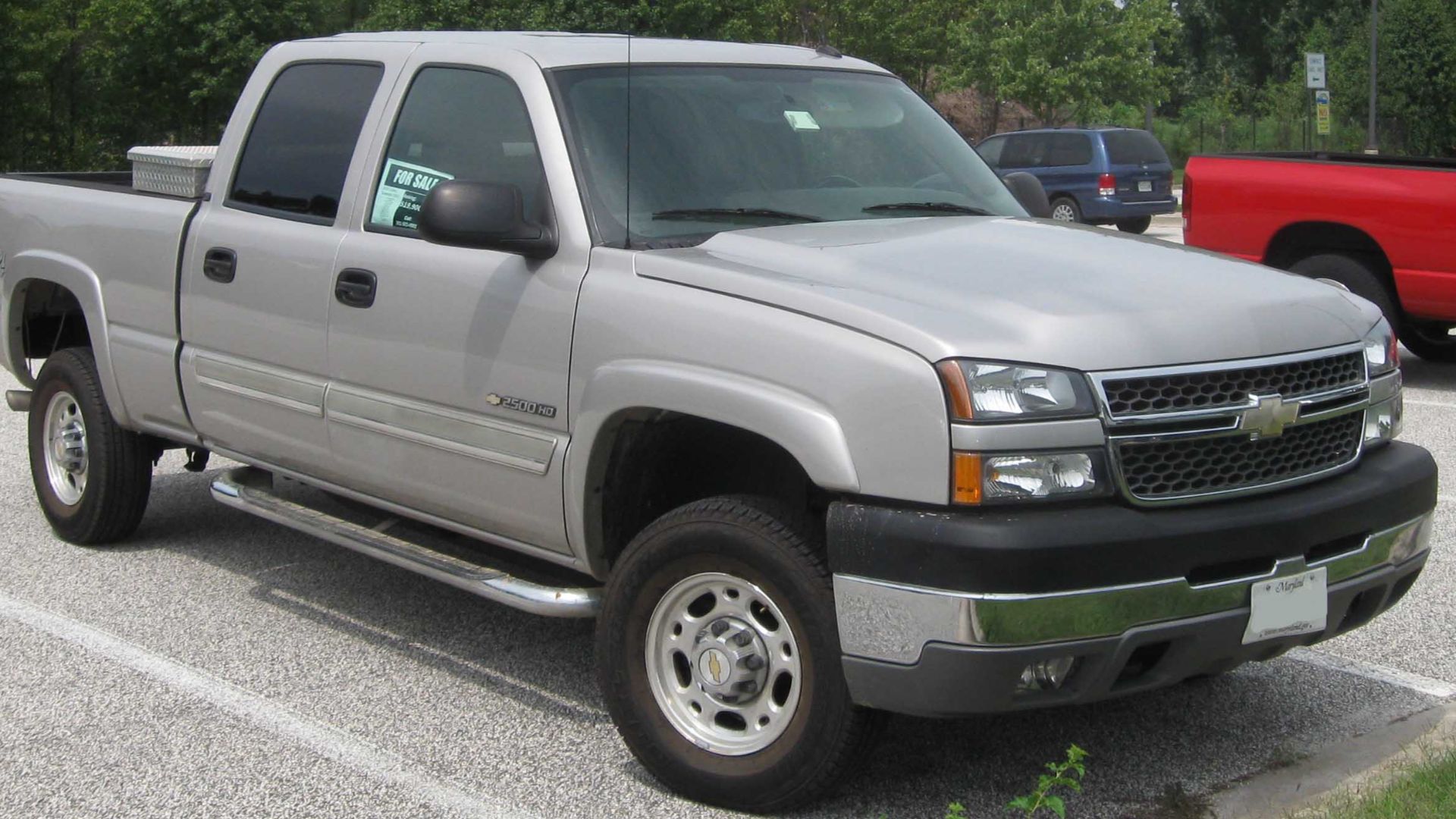 File:2005 Chevrolet Silverado 2500HD.jpg