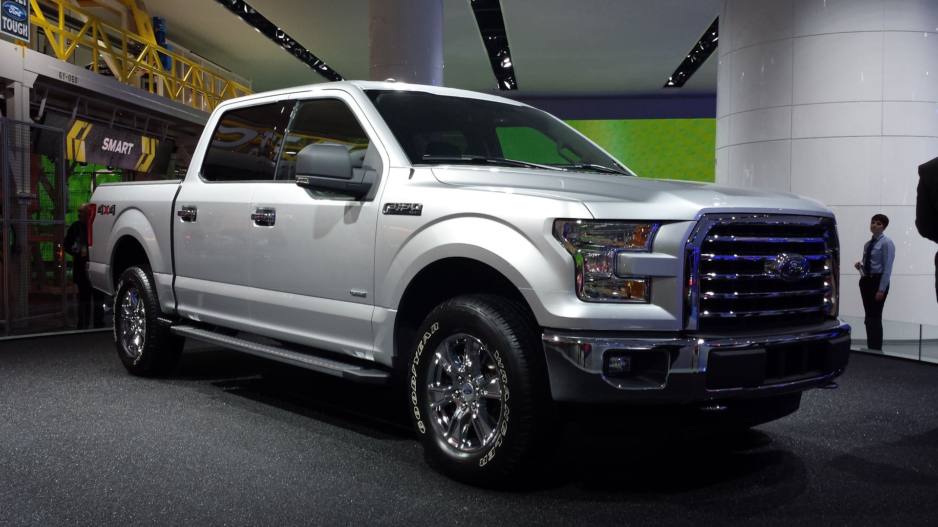 File:2015 Ford F-150 Debut.jpg