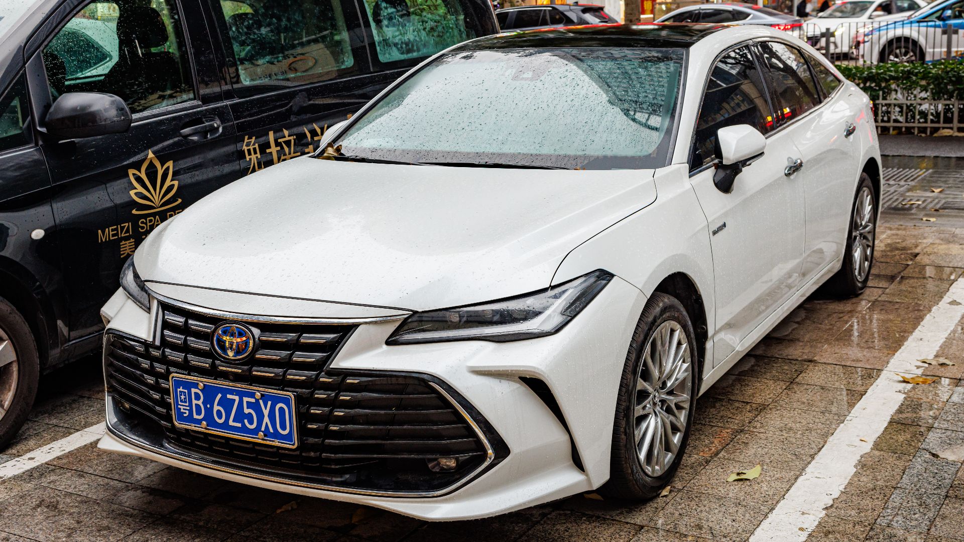 File:TOYOTA AVALON China (41).jpg