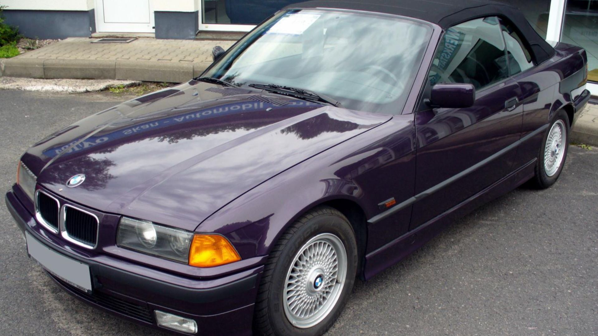 File:BMW E36 320i Cabrio.JPG