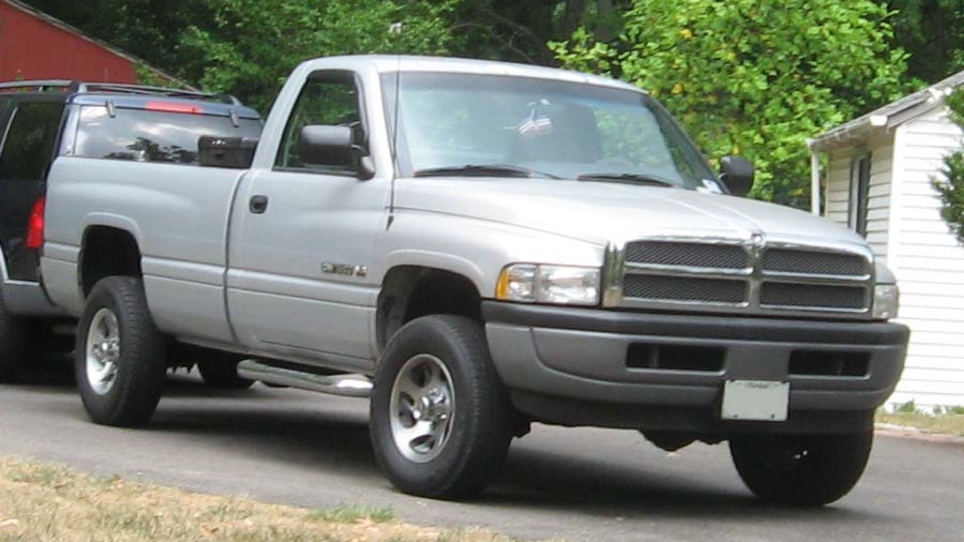 File:94-01 Dodge Ram regularcab.JPG