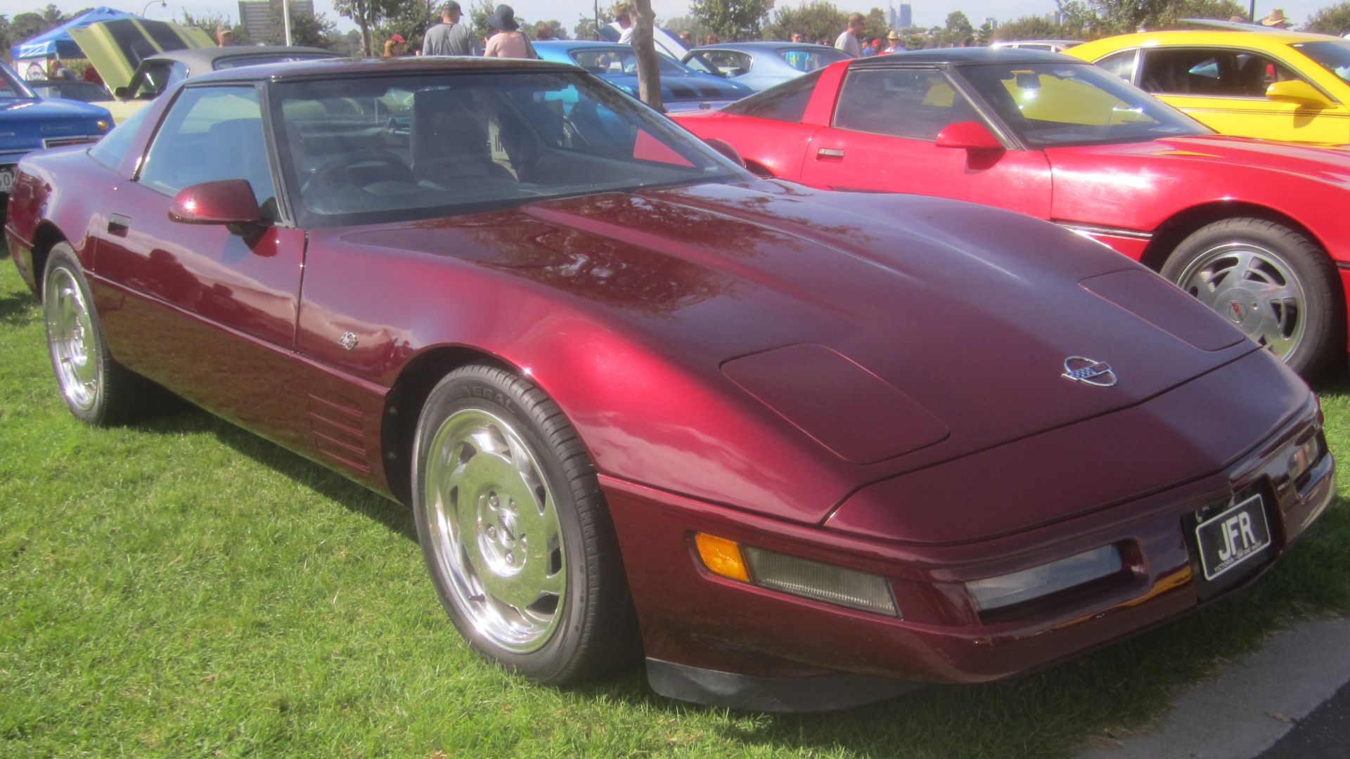 File:1993 Chevrolet Corvette 40th Anniversary (8629884433).jpg