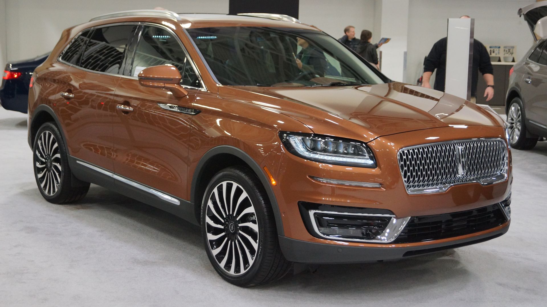 File:2018 Lincoln Nautilus (26868542848).jpg
