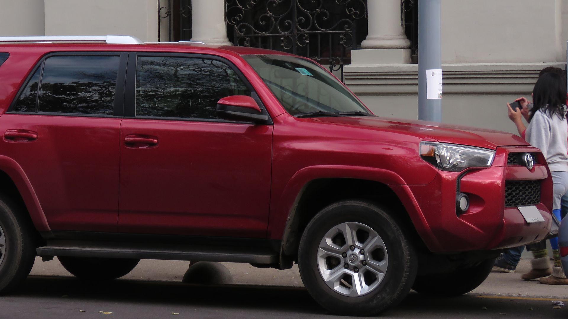 File:Toyota 4Runner SR5 2015 (26424942039).jpg