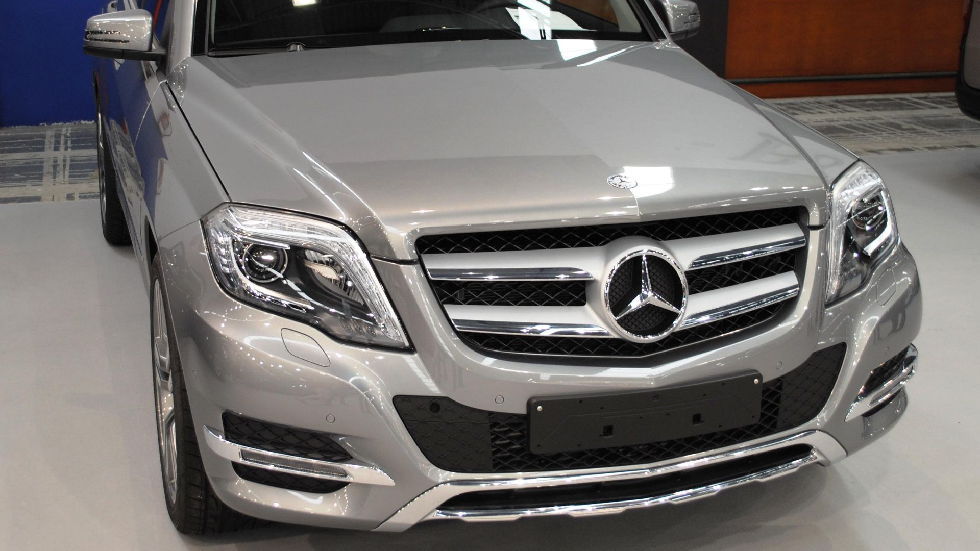 File:Mercedes GLK 220, IFEVI, 2014.JPG