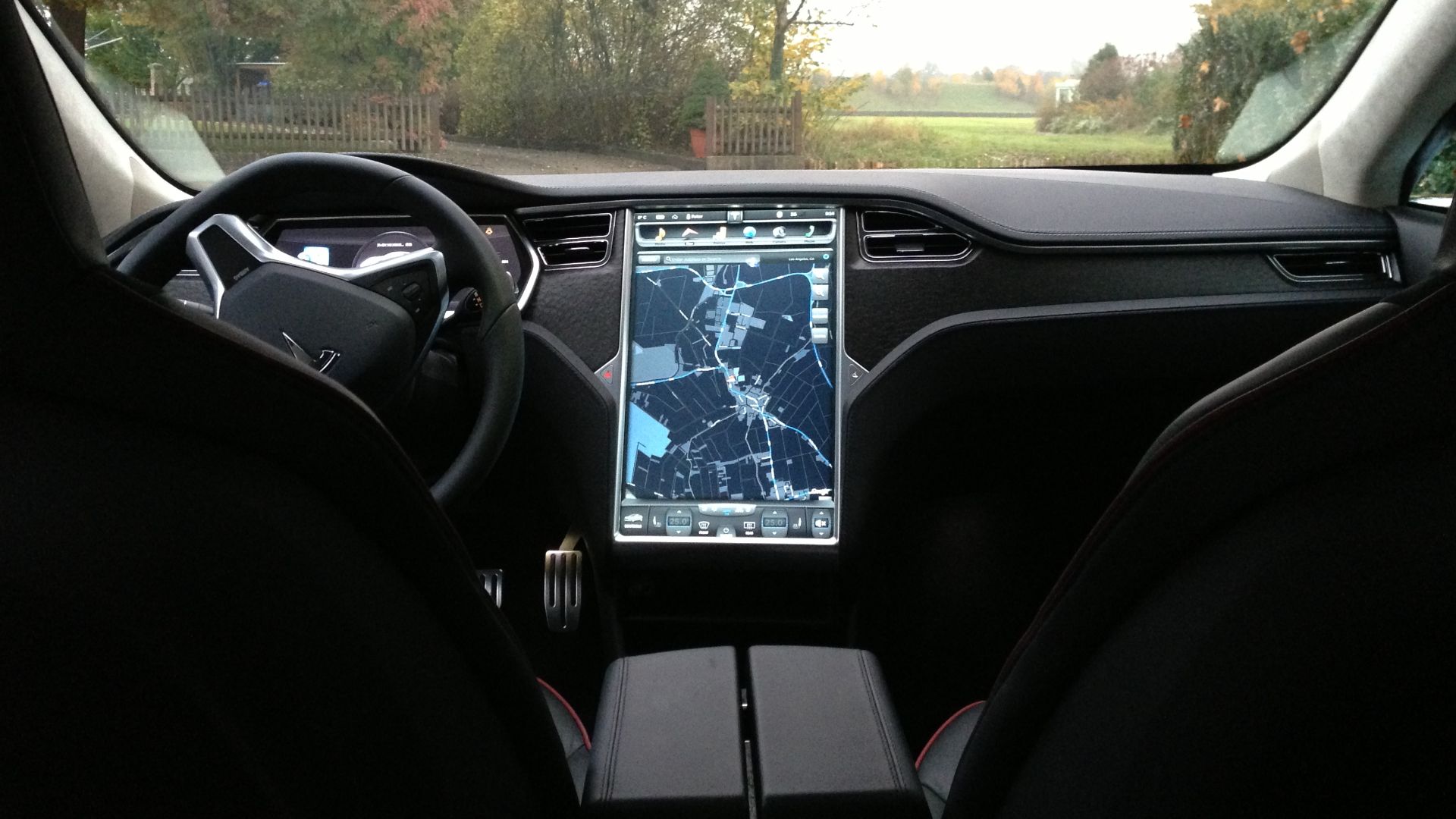 File:Tesla Model S (12593951893).jpg