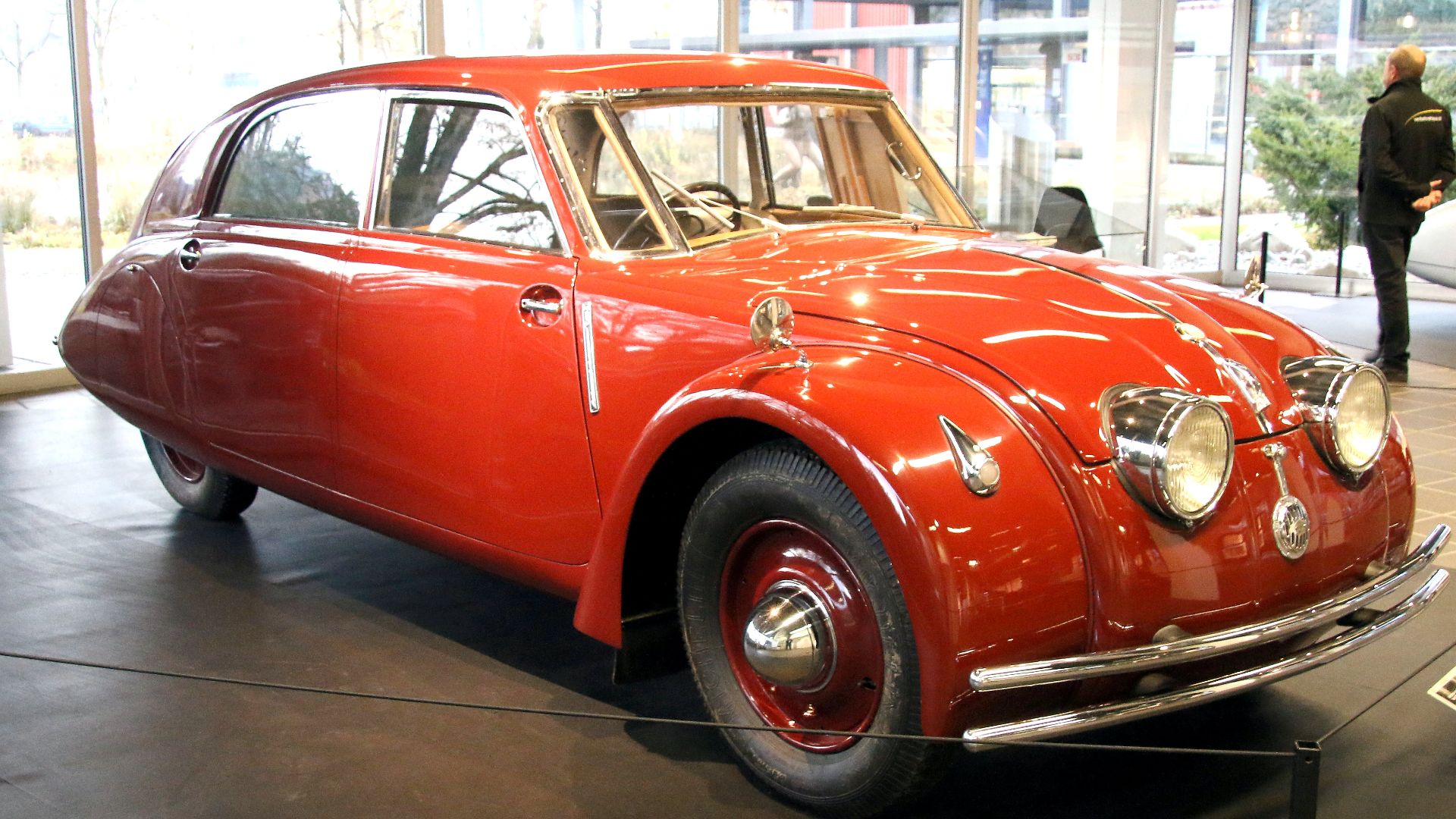 File:1934 Tatra T77.jpg
