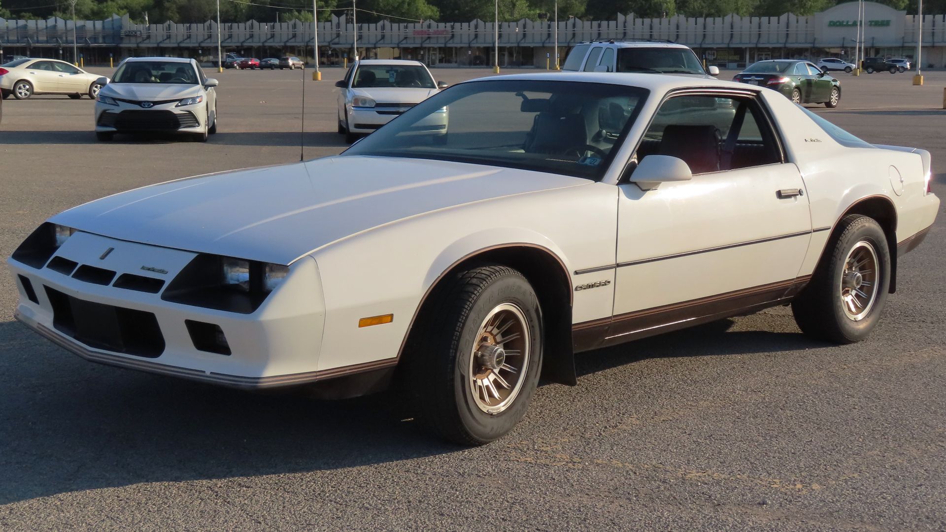 File:1983 Chevrolet Camaro Berlinetta, front left, 07-19-2023.jpg