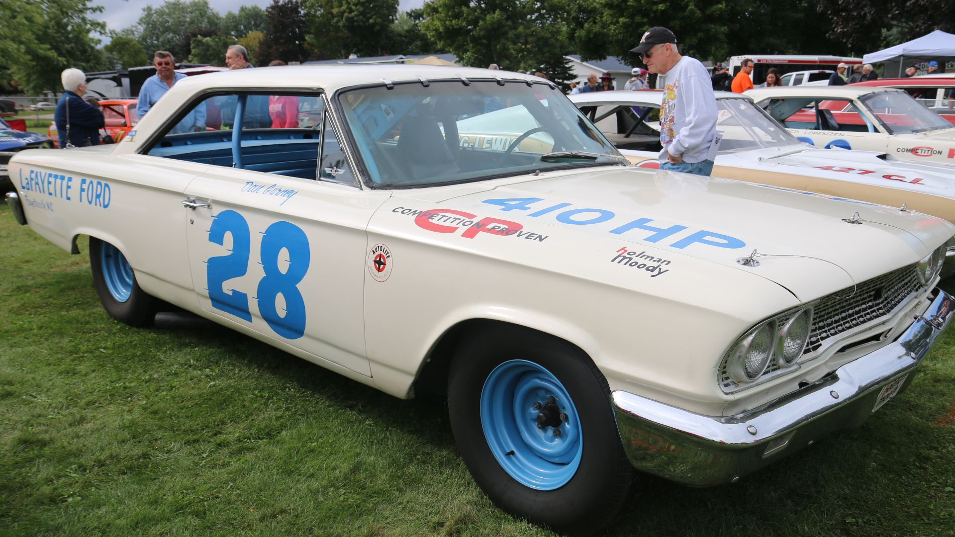 File:Holman Moody number 28.jpg