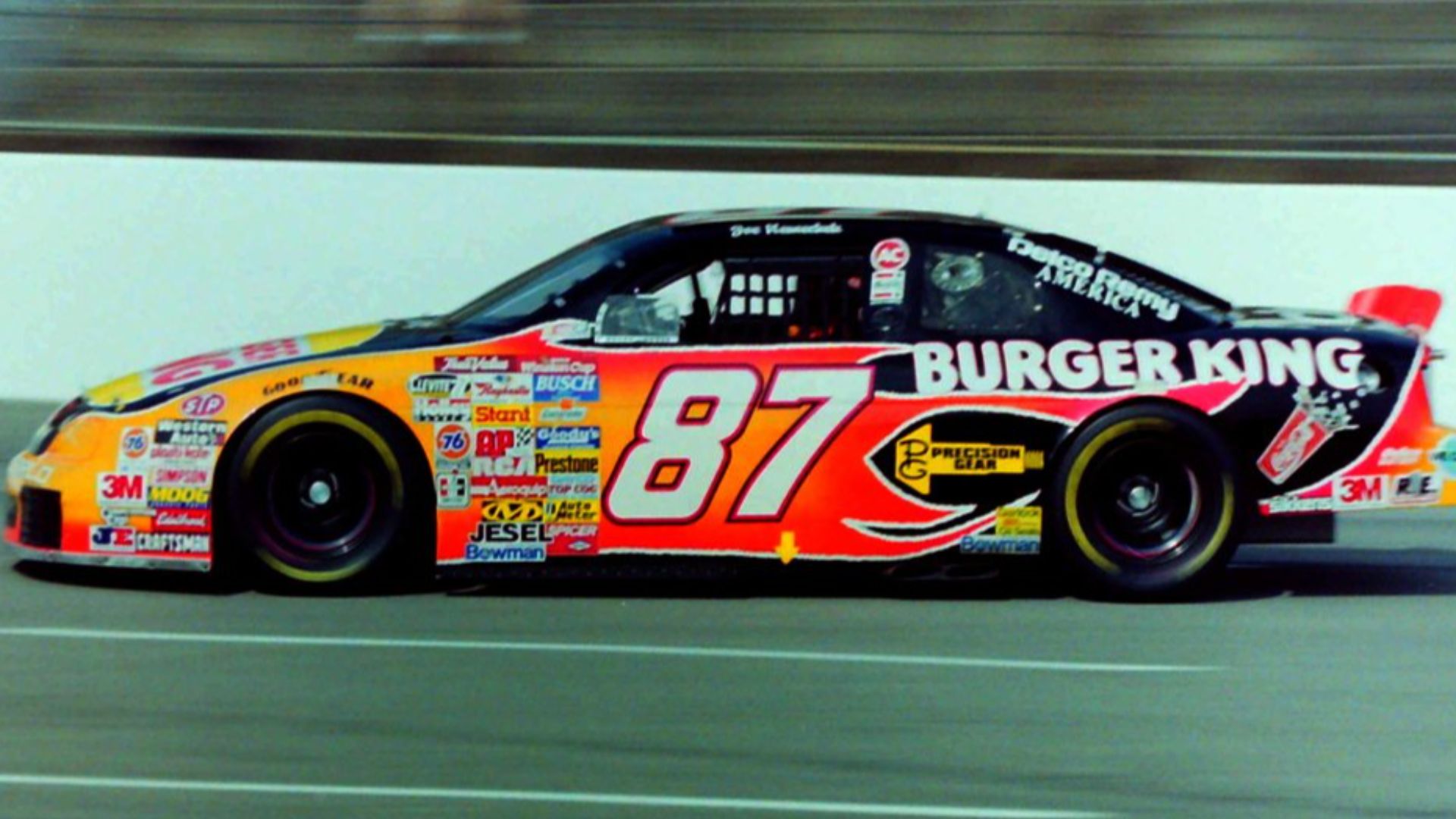 File:Joe Nemechek NEMCO Motorsports Chevrolet 1996.jpg
