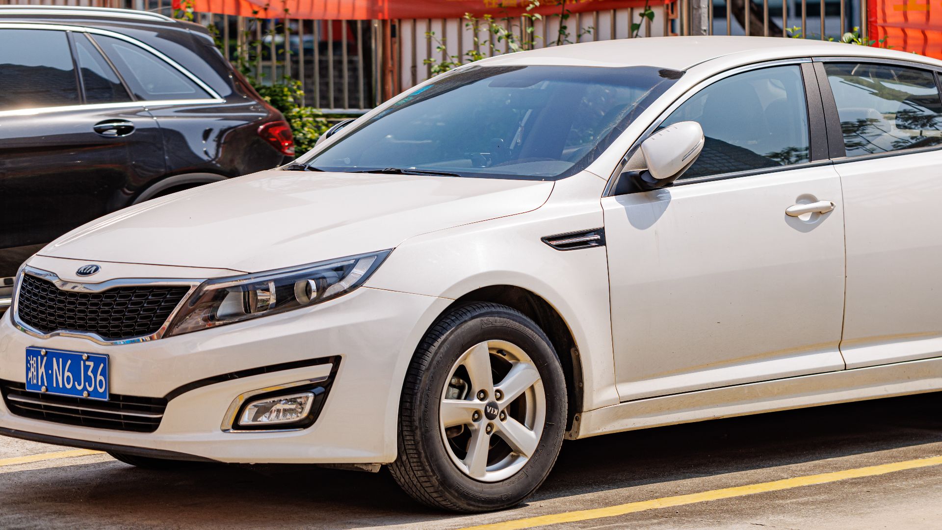 File:KIA K5 TF China.jpg