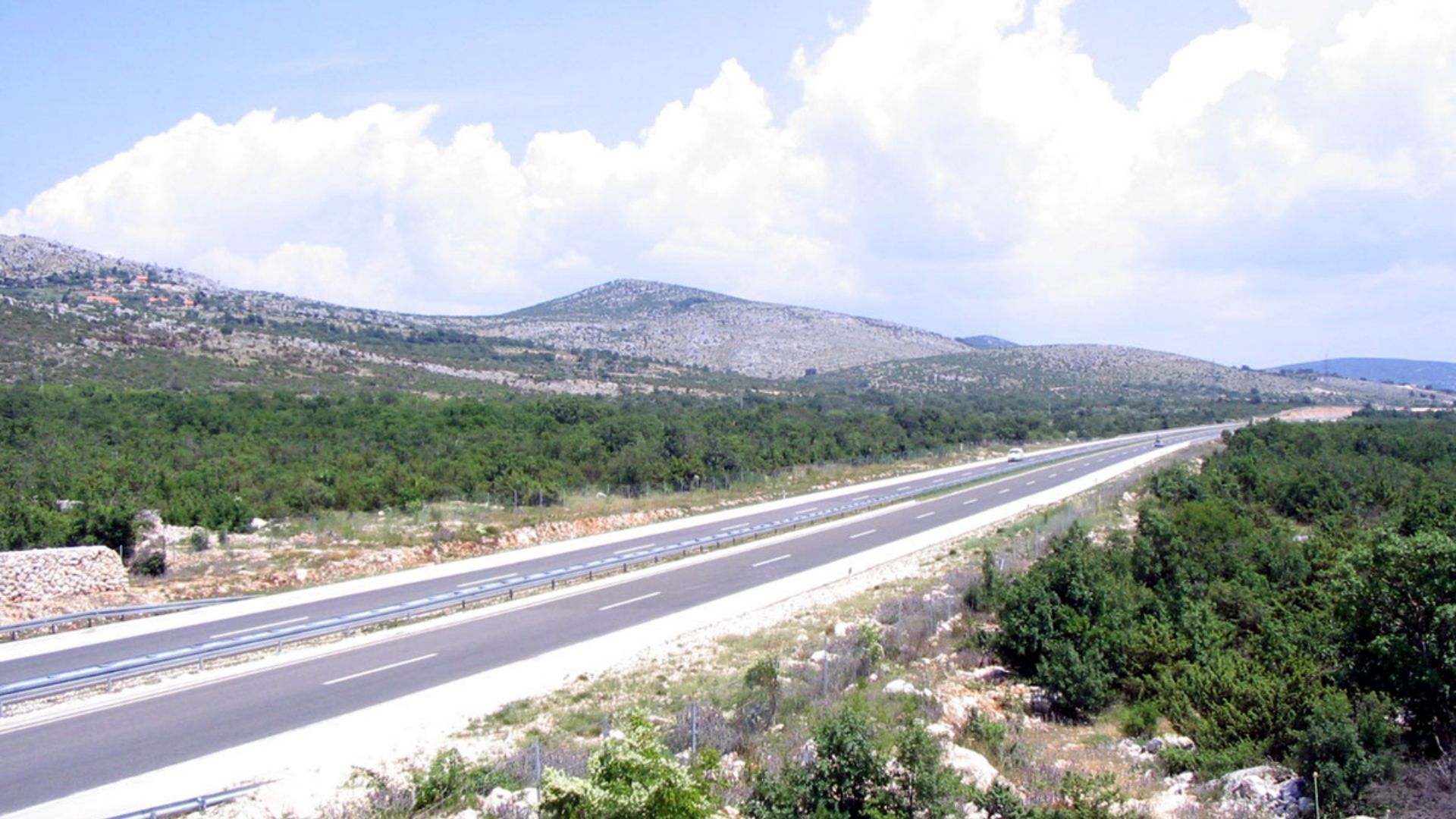 File:A1 highway near Perković, Croatia.jpg