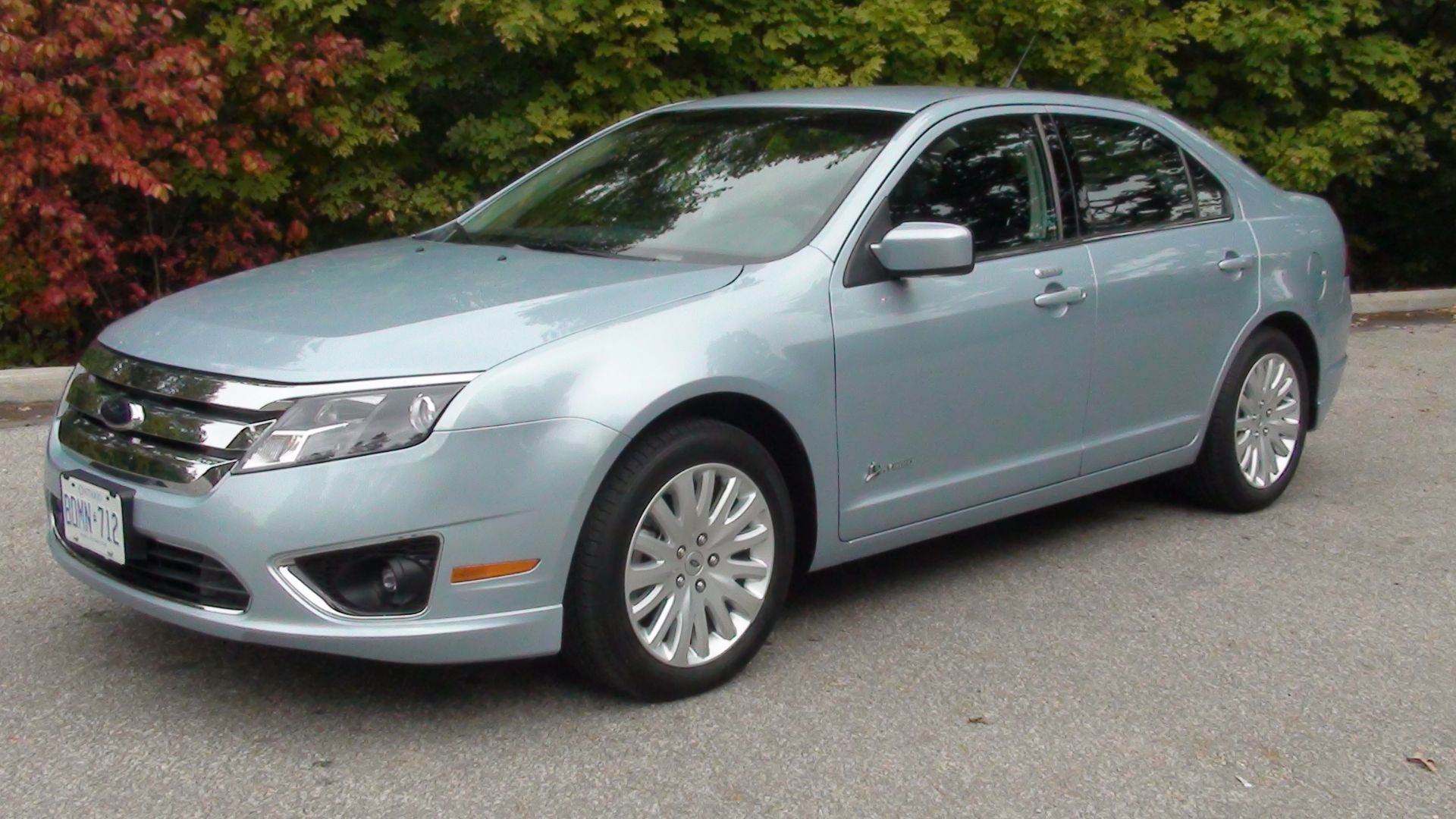 File:Tino Rossini's Reviews - 011 - 2010 Ford Fusion Hybrid.jpg