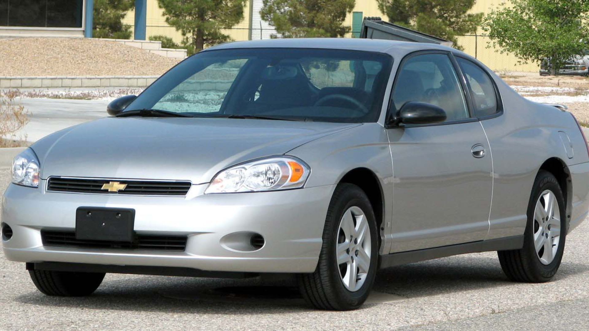 File:2006 Chevrolet Monte Carlo LS -- NHTSA.jpg