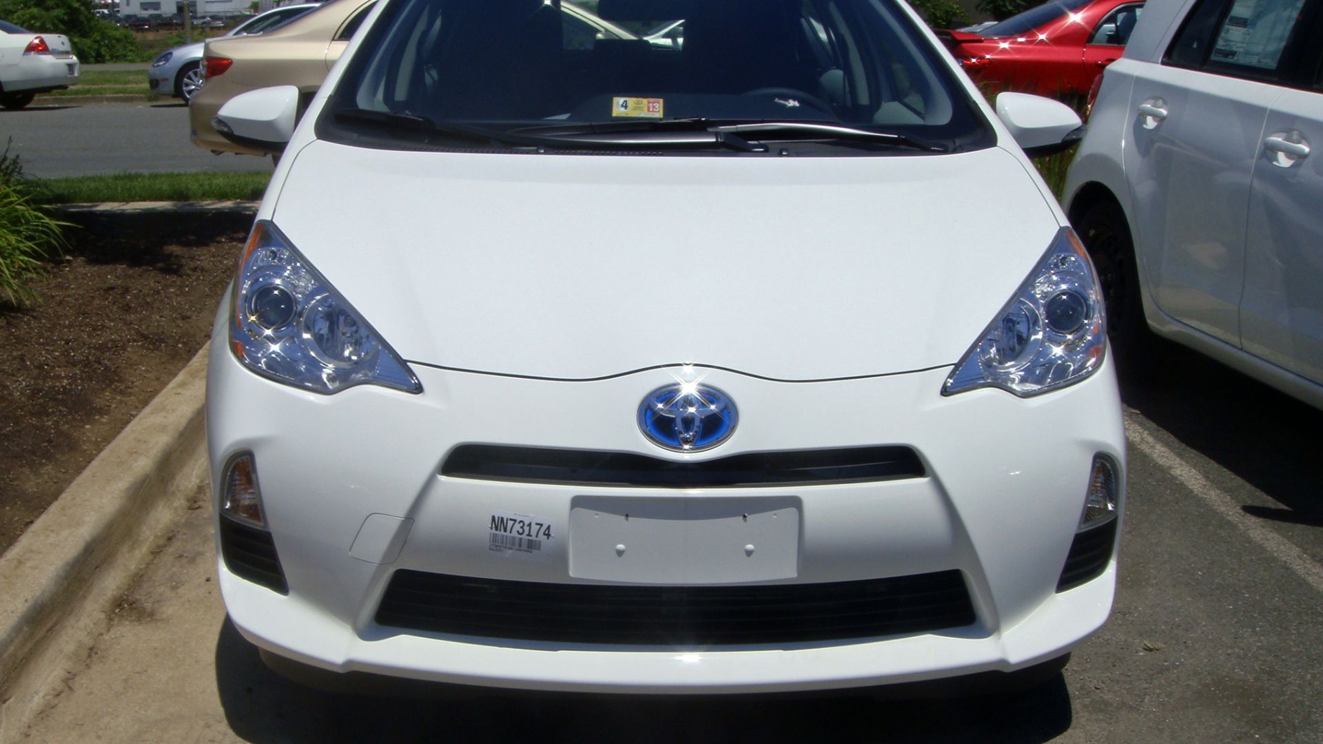File:DCA 06 2012 Prius c 4032.JPG